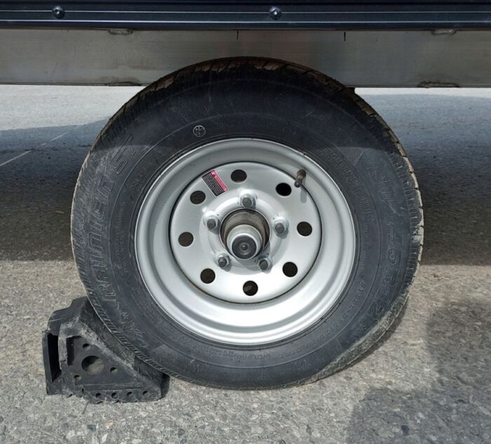 Mission Trailers 101x12 Aluminum 2-Place Crossover w/Mats & Guides, Rear Canopy - Image 19