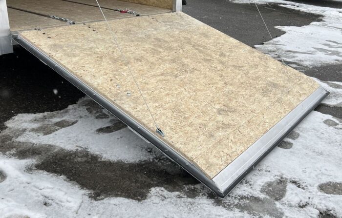 2024 E-Z Hauler 7x24 Aluminum 4-Place Drive In/Out w/Tapered Ramps, Rear Canopy - Image 12