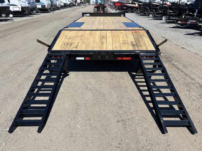 2024 Diamond C 8.5x20 20K Deckover Equipment Trailer w/ 72” Flip-Knee Ramps - Image 8