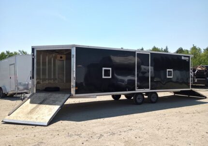 Mission Trailers 101×22 Aluminum 4-Place Drive In/Out Deckover w/Galvanized Package